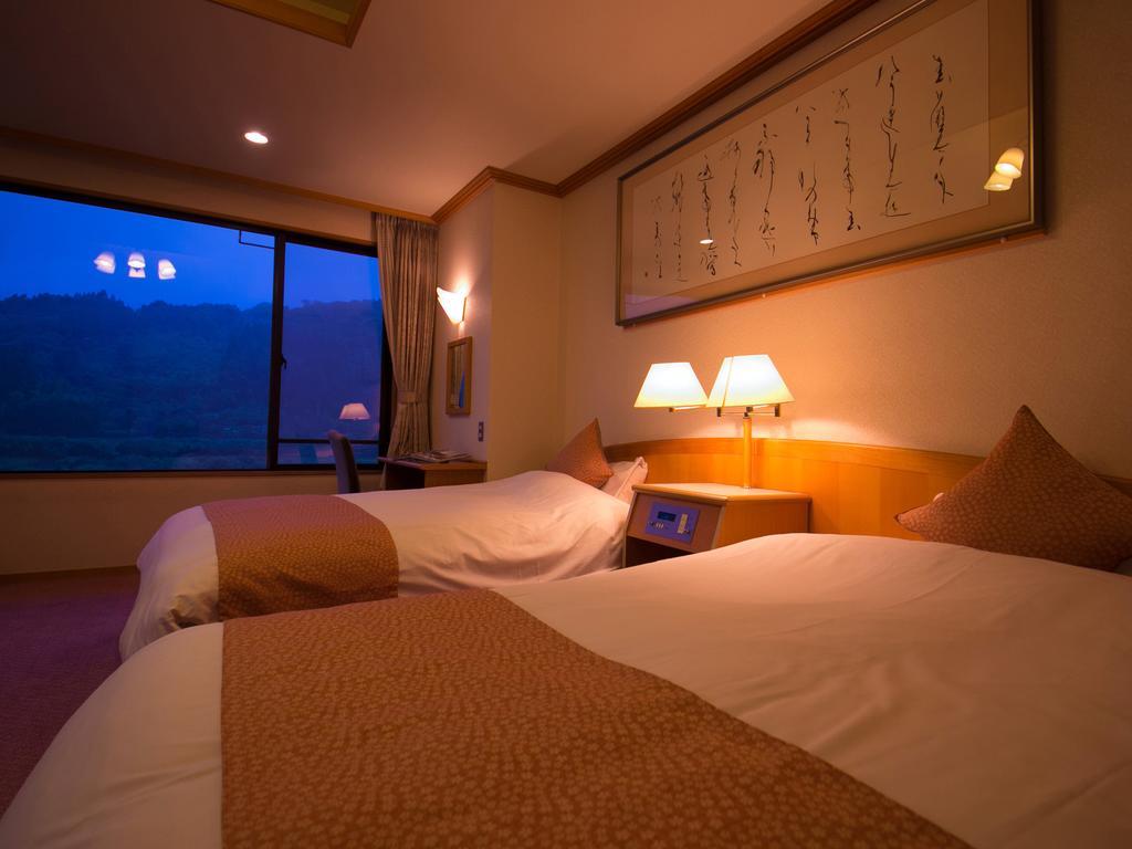 Suiranro Hotel Хитойоши Екстериор снимка