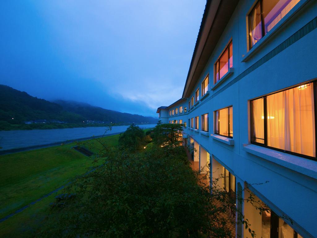 Suiranro Hotel Хитойоши Екстериор снимка
